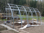 Profesionálna montáž skleníkov na kľúč