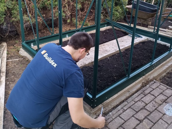 Üvegház összeszerelés