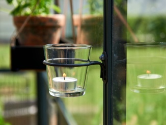 Üveg –  Juliana Držák na svíčku