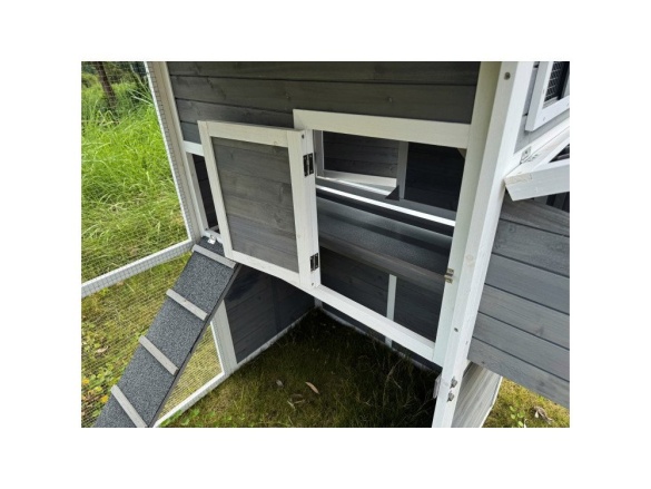 Kurník Scobax Bella