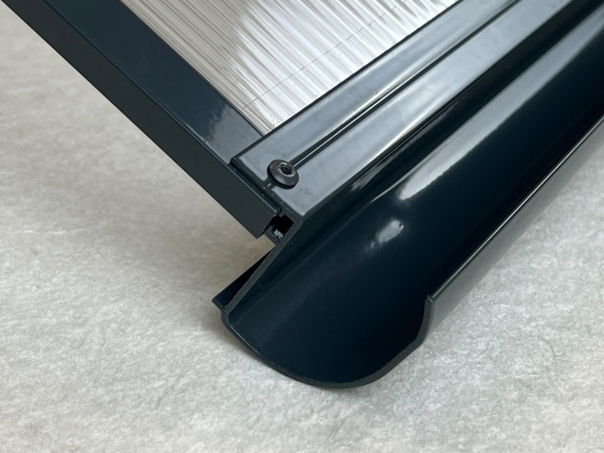 Vchodová stříška Covernit L-160