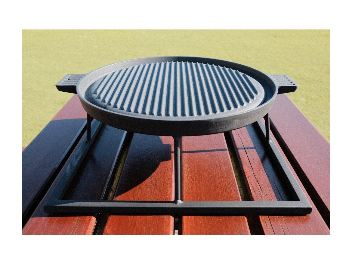 Litinová pánev s podstavcem PG