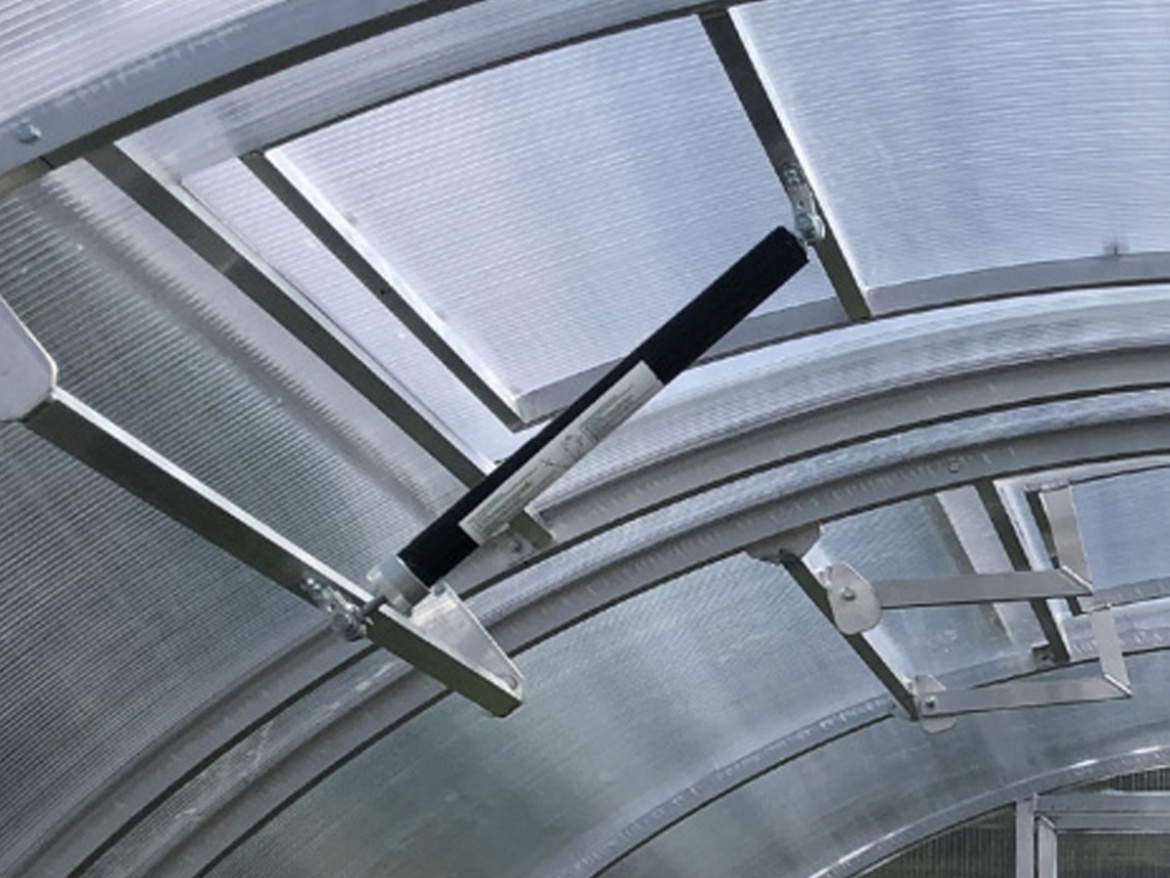 Česká Manufaktura Automatický otvárač