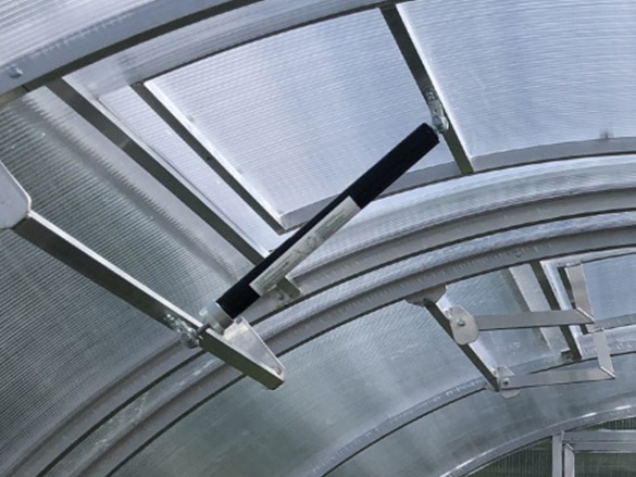 Česká Manufaktura Automatický otvárač