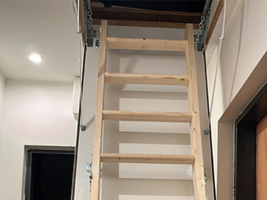 Montáže půdních schodů