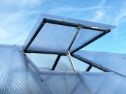 Ablak automatikus nyitóval Scobax