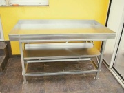 Odkládací deska Scobax