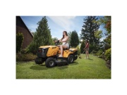 Trávny traktor 92 cm so zadným vyhadzovaním a mechanickou prevodovkou Riwall PRO RLT 92 TRD