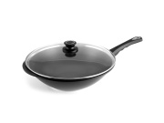 Pánve Wok