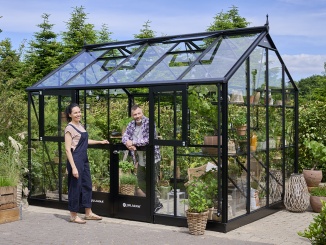 Jubiu 60 –  Juliana Jubii 60 3,7 m x 3,0 m, černá, kalené sklo 3 mm