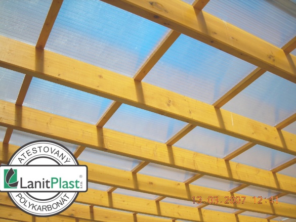 Polykarbonátová dutinková deska Lanit Plast TW 6 mm