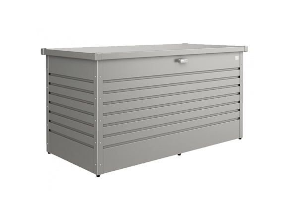 Boxy