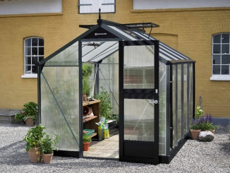 Podľa značky –  Juliana Compact 3,0 m x 2,2 m, antracit / černá, polikarbonát 10 mm