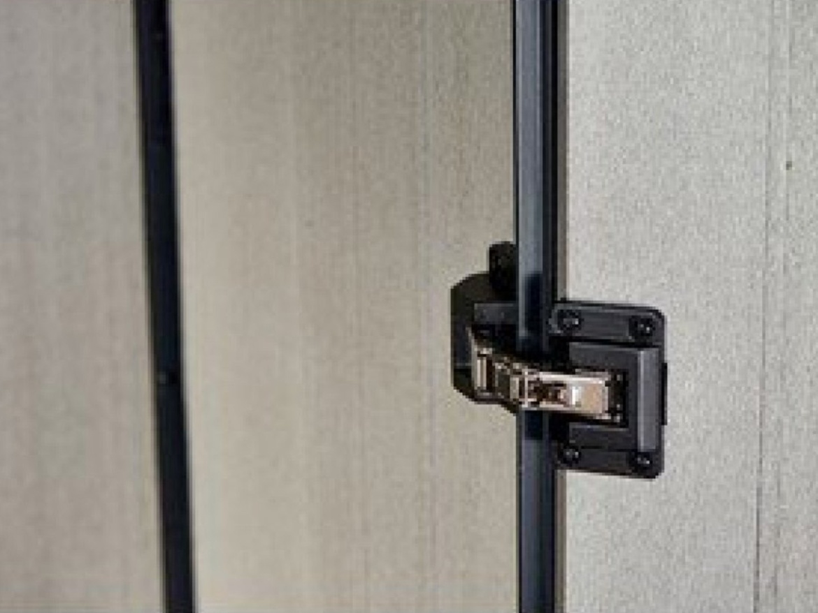 Keter Skříň High Store