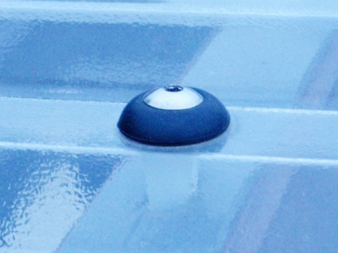 Upevňovací sada do kovu Covestro