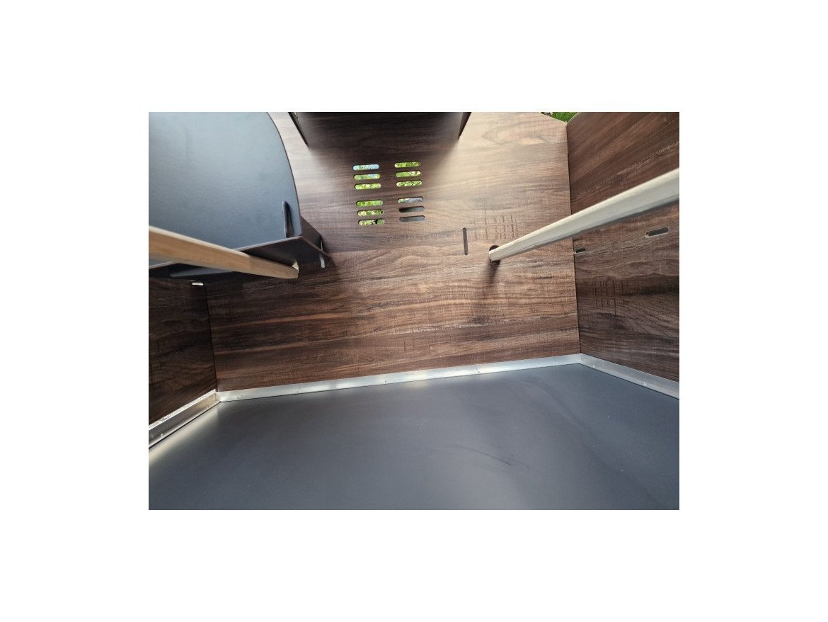 Kurník Scobax Kurník POLLY SIMPLY L – odolný HPL kurník pro 6–8 slepic bez údržby + možnost Polly AutoDefender