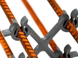 Stavba –  Plastový třmínek Orlibit