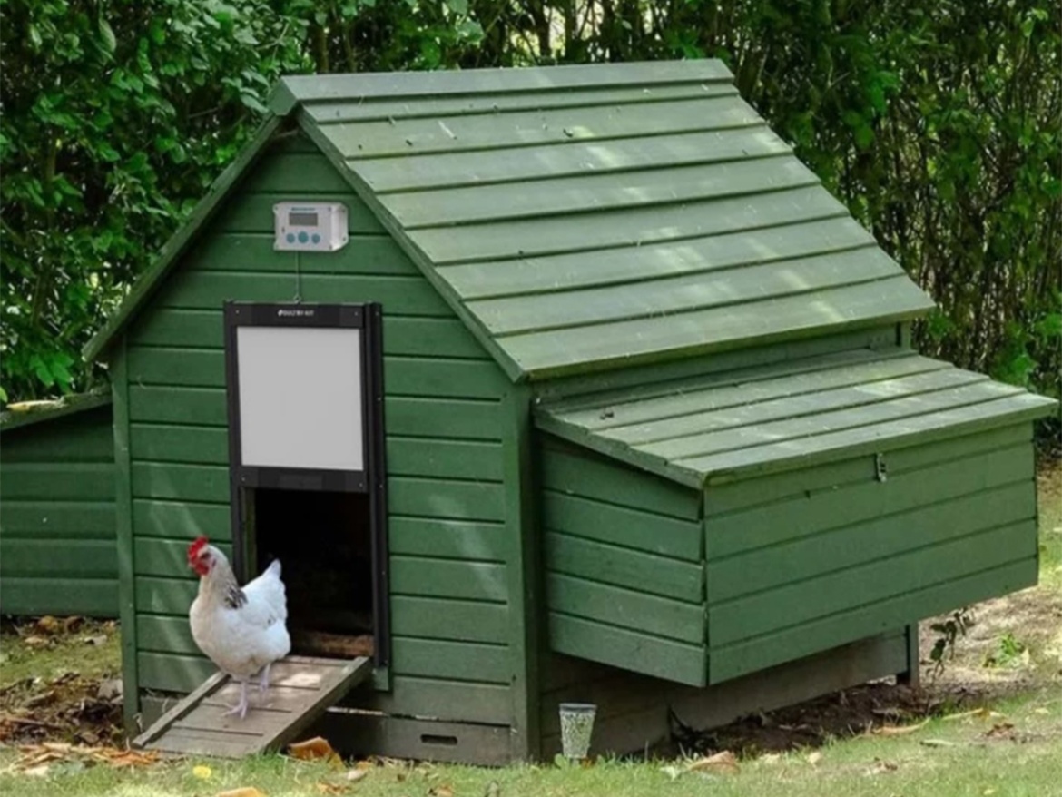 Automatické otevírání a zavírání kurníku Scobax Doorman