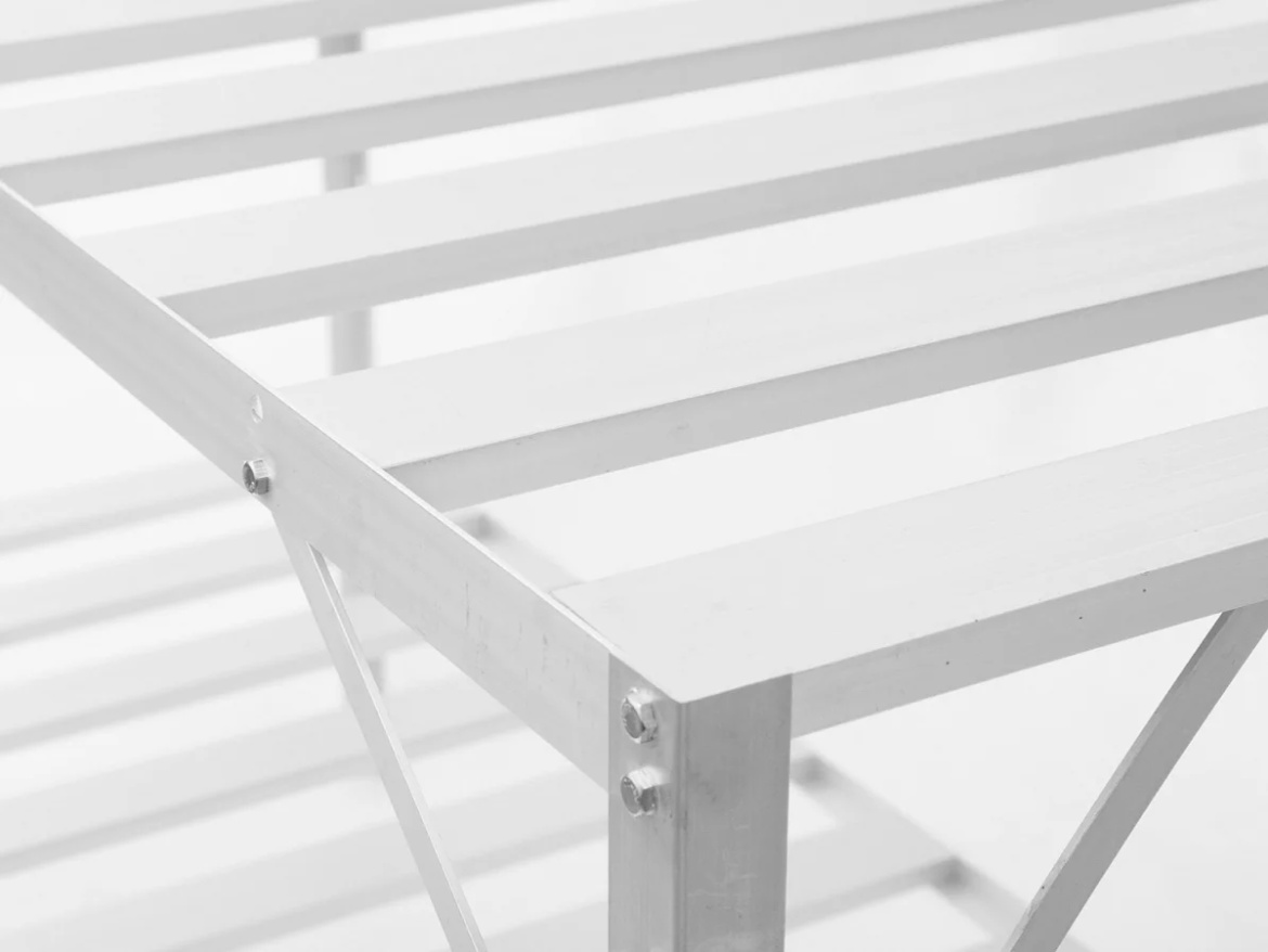 Stůl Gutta Gardentec