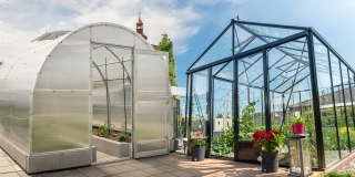 Je lepší oblúkový alebo hranatý skleník?