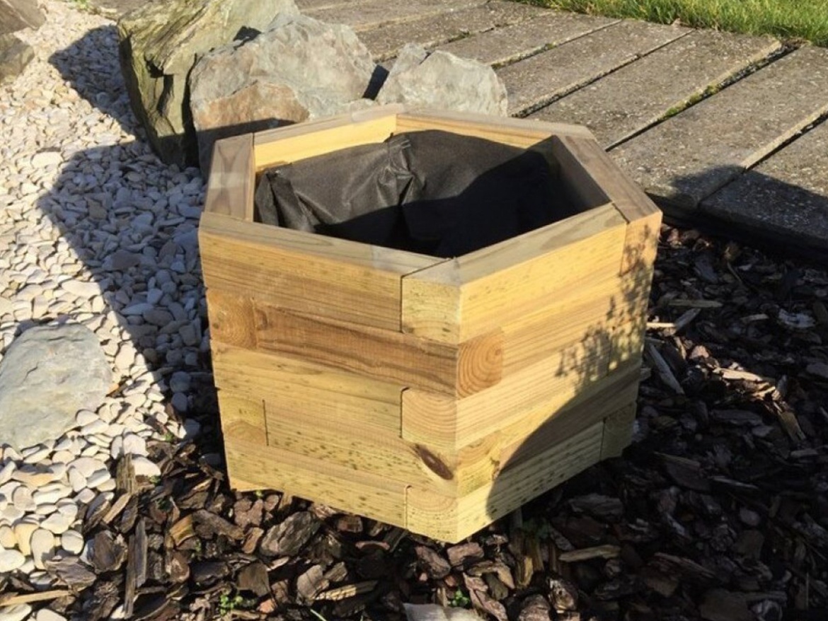 Hrantík Scobax Truhlík Granada