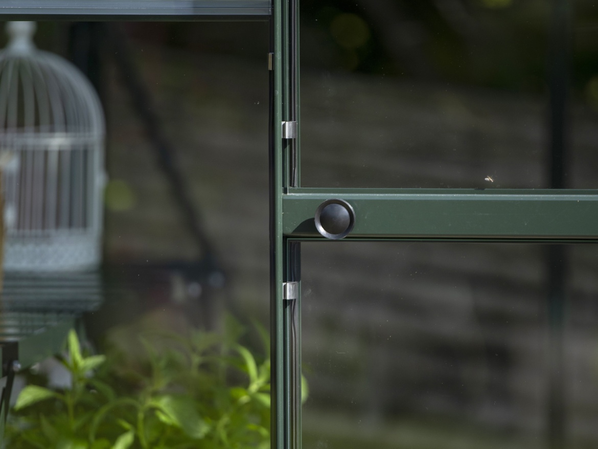 Skleník Halls Icon 6