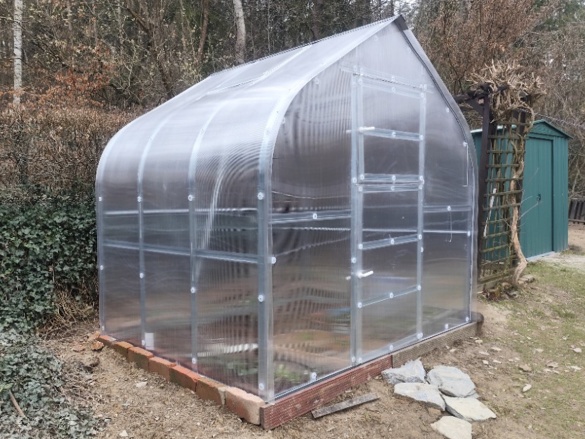 Profesionální montáže skleníků na klíč