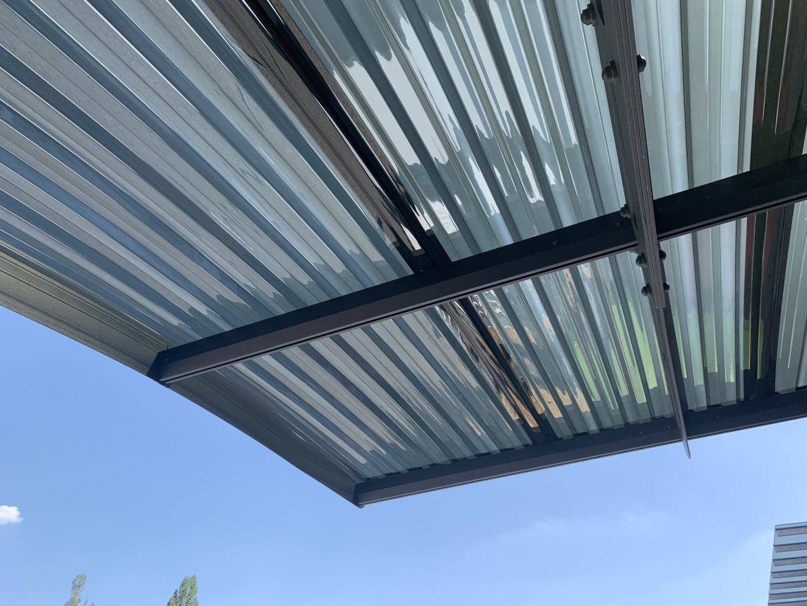 Gépkocsibeálló Palram Arizona