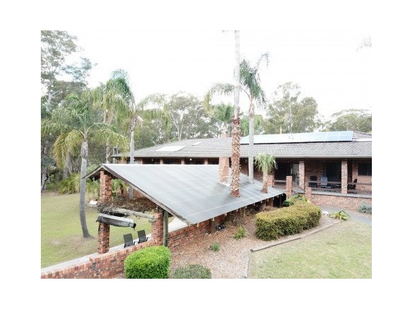 Polykarbonátová vlnitá deska  WBH STRONG - čirá Covernit Vlnitý polykarbonát WBH Strong čirý