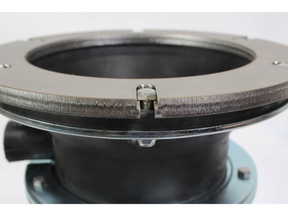 Příslušenství k drtičům Waste King Příruba jednoduchá - připojení drtiče 750-1500 na otvor 15 cm