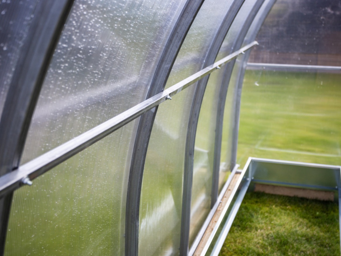 Zahradní skleník Gutta Gardentec Herbus