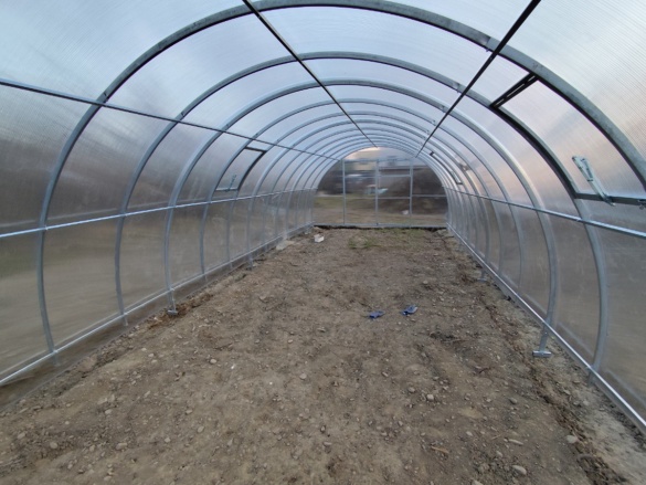 Profesionální montáže skleníků na klíč