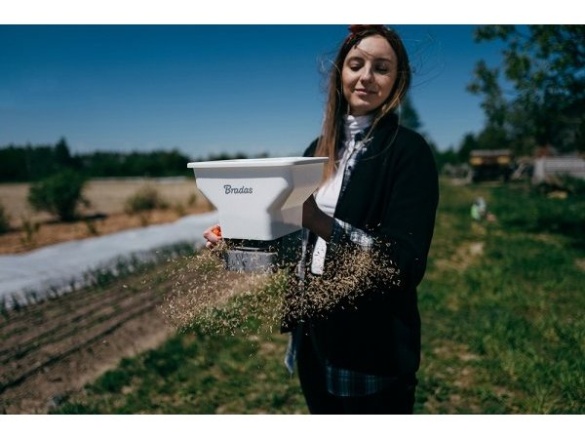 Bradas Ruční rozmetač osiva Bradas WHITE LINE 3 l