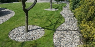 Kouzlo obrubníků aneb „rozděl a panuj“