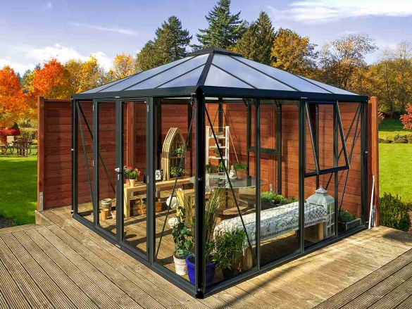Klasický skleník z polykarbonátu Vitavia Fortuna