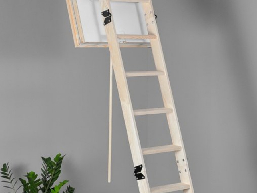 Pôdne schody Oman Polar