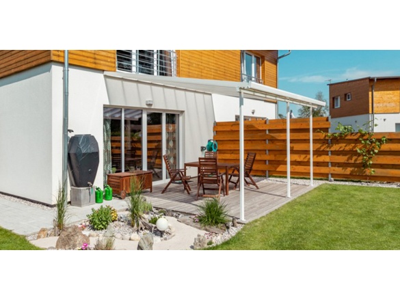 Hogyan rögzítsünk pergolát a szigetelt homlokzathoz?