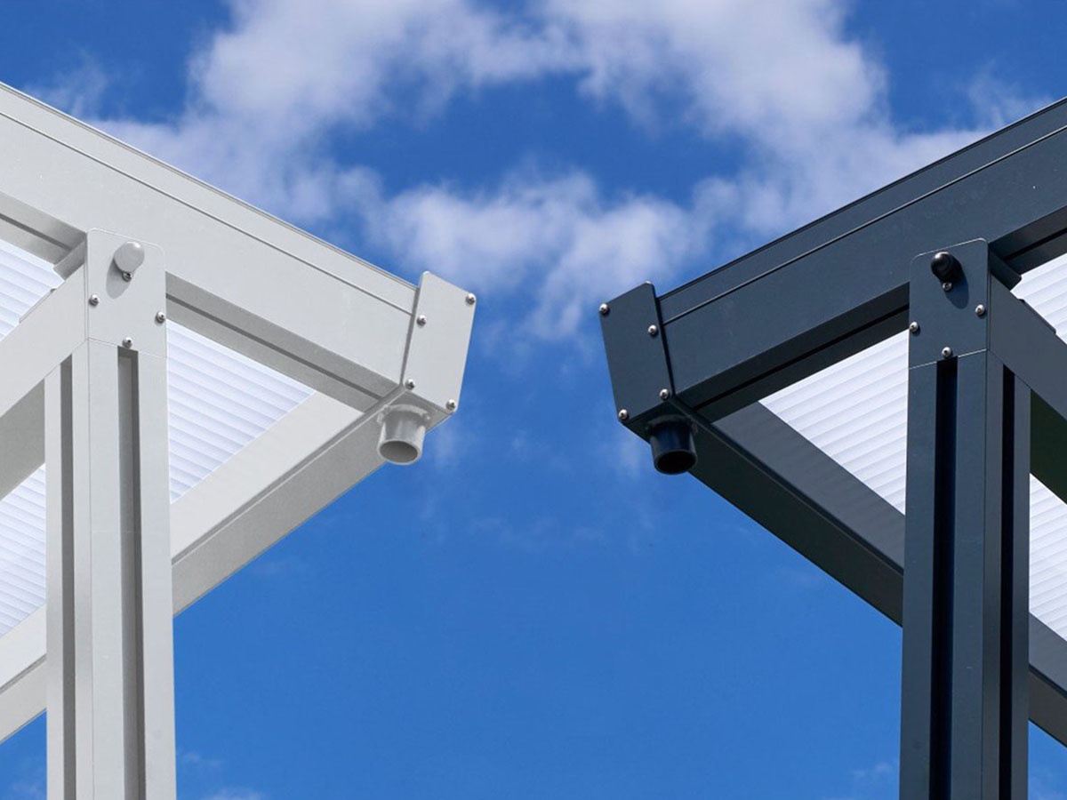 Hliníková pergola - čirý / bílá konstrukce Gutta Terrassendach Premium