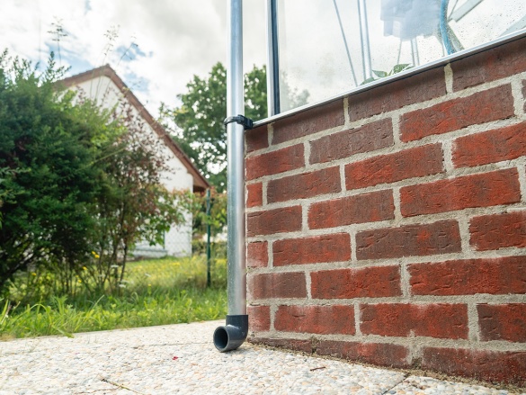 Klasický skleník na podezdívce Euro-Serre Plus On-Wall