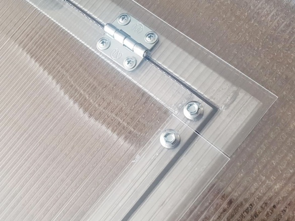 Strešné okno Lanit Plast Střešní okno Ural