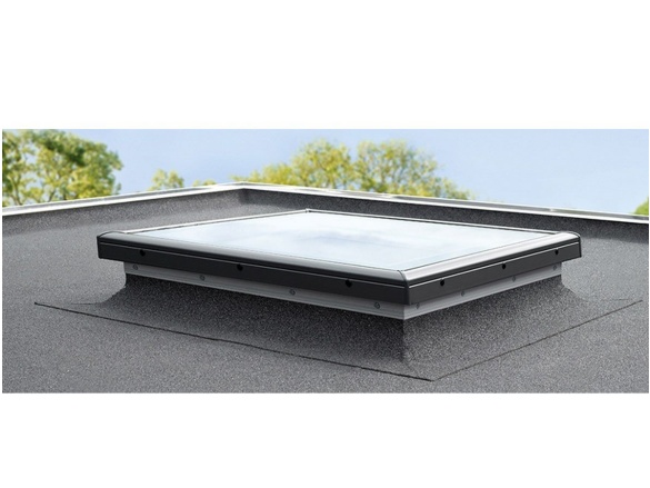 Velux Střešní výlez pro ploché střechy CXP, ploché tvrzené sklo
