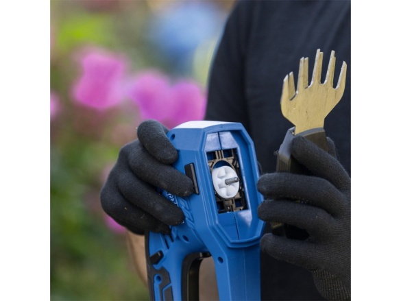 20 V-os IXES akkus fű- és bokornyíró olló (akkumulátor és töltő nélkül) Scheppach C-HTGS200-X