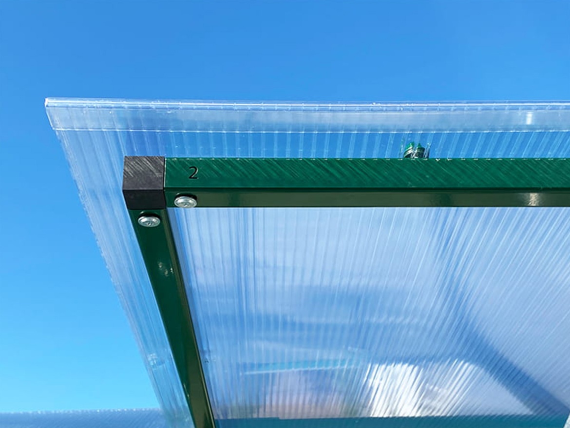 Okno s automatickým otvíračem Scobax