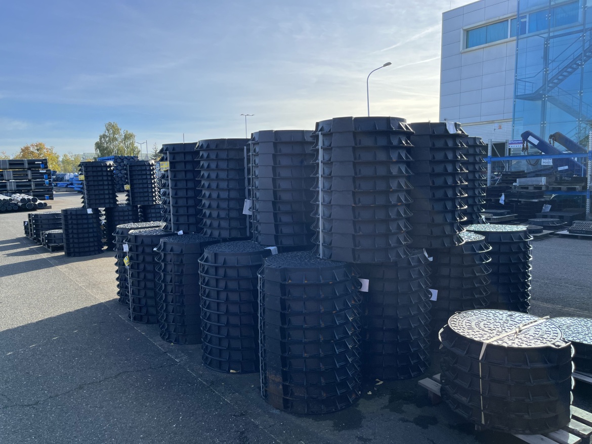 Poklop PAM Korum Square Frame (s ventilací)