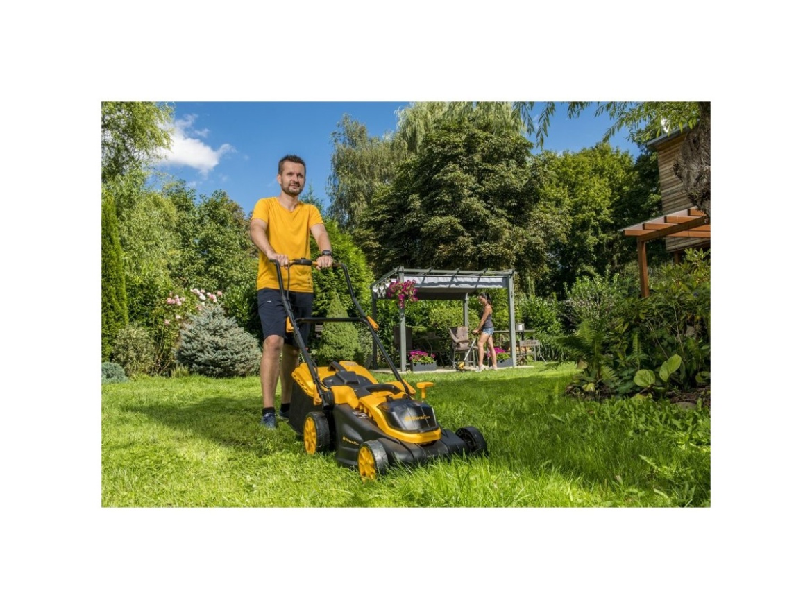 Akumulátorová sekačka 2x20 V + 2x 4 Ah baterie + 2x nabíječka 2,4 A Riwall PRO RALM 3820 SET