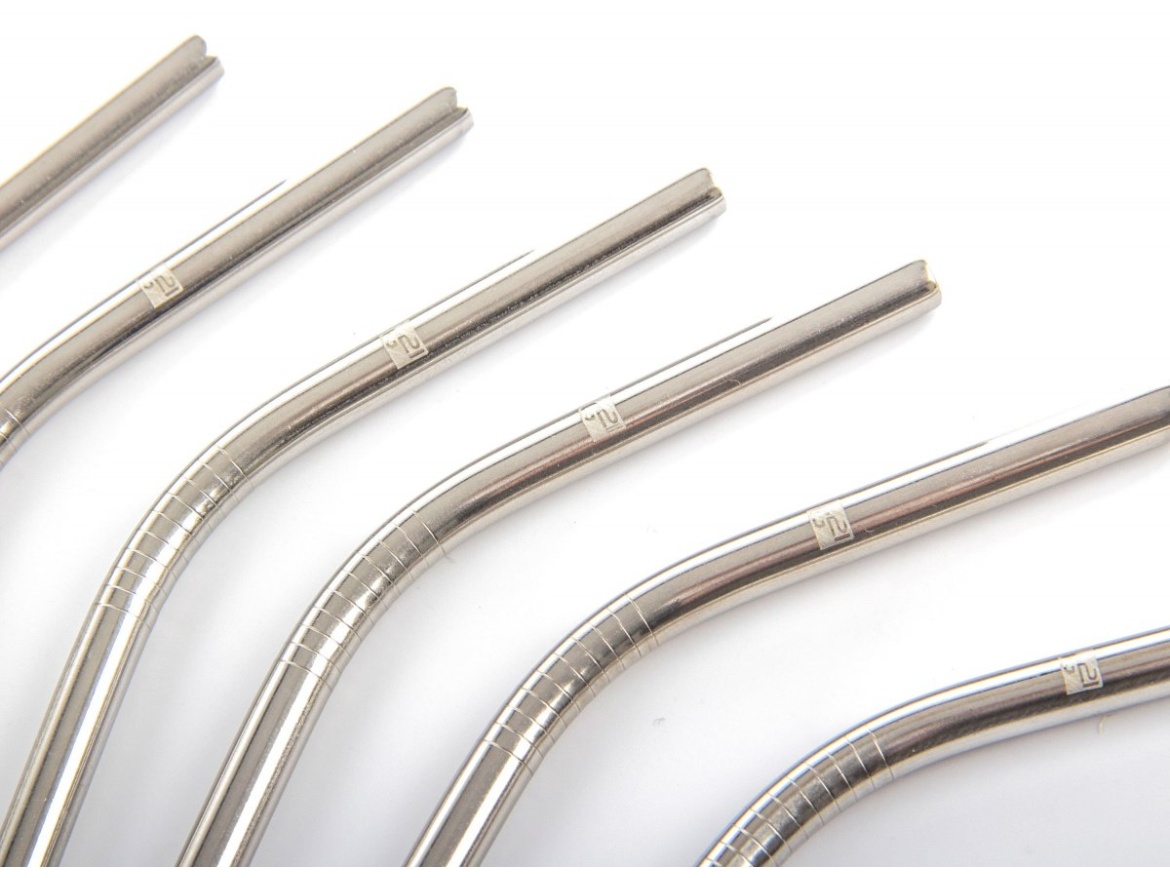 G21 Kovová brčka  BeEco Party 6 ks stříbrná, zahnutá + kartáček na čištění