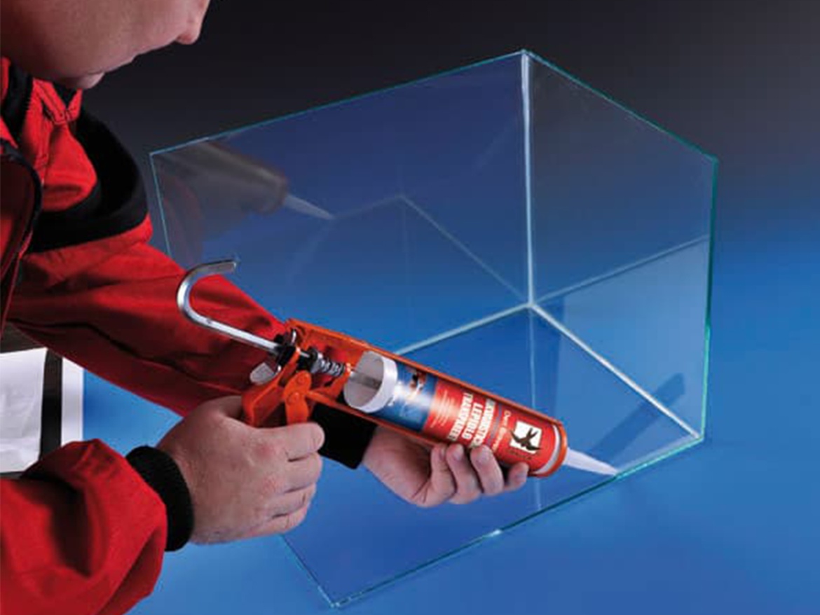 Den Braven Lepidlo na akvária