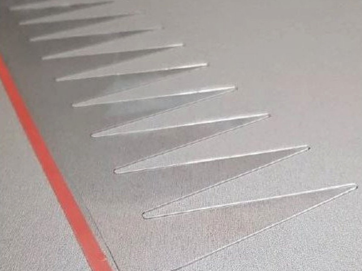 Stop hnízdům Gutta