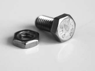 Skrutky a podložky –  Euro-Serre Bolt