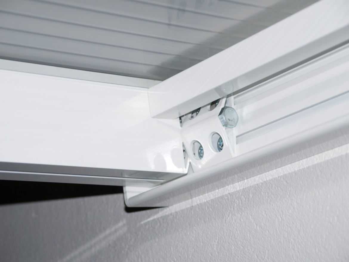 Hliníková pergola - čirý / bílá konstrukce Gutta Terrassendach Premium